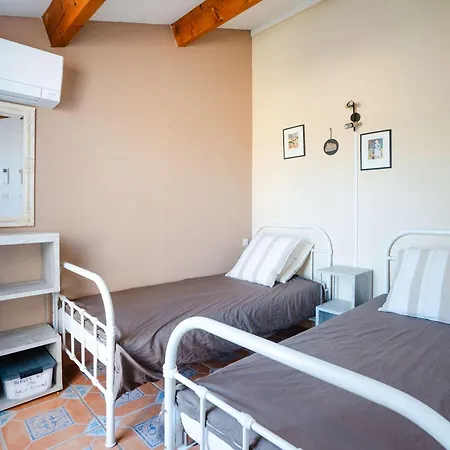 Pavillon Confortable A Narbonne-plage Avec Piscine Et Parking Prives - Fr-1-409-203 Villa