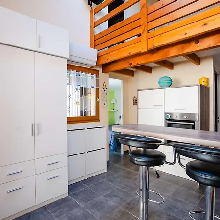 Pavillon Climatise Avec Piscine, Parking A Narbonne-plage - Fr-1-409-203 Villa *